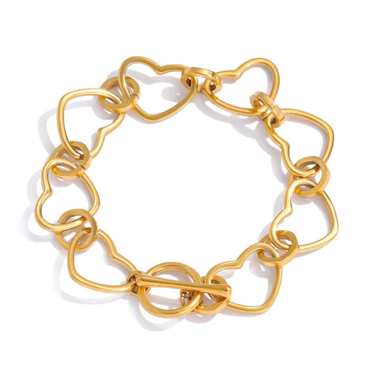 GOLD-COLOURED BRACELET WITH OPENWORK HEARTS