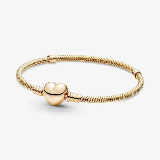 BRACELET WITH HEART-SHAPED CLASP