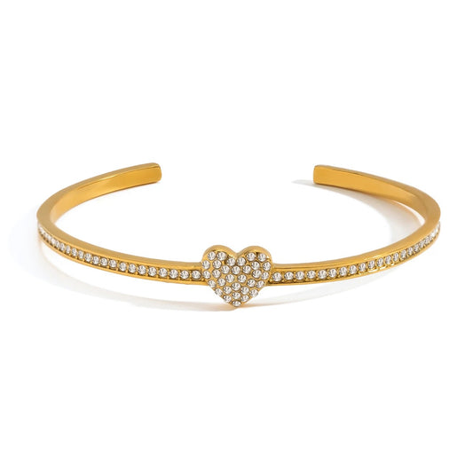 BRACELET WITH HEART DETAIL